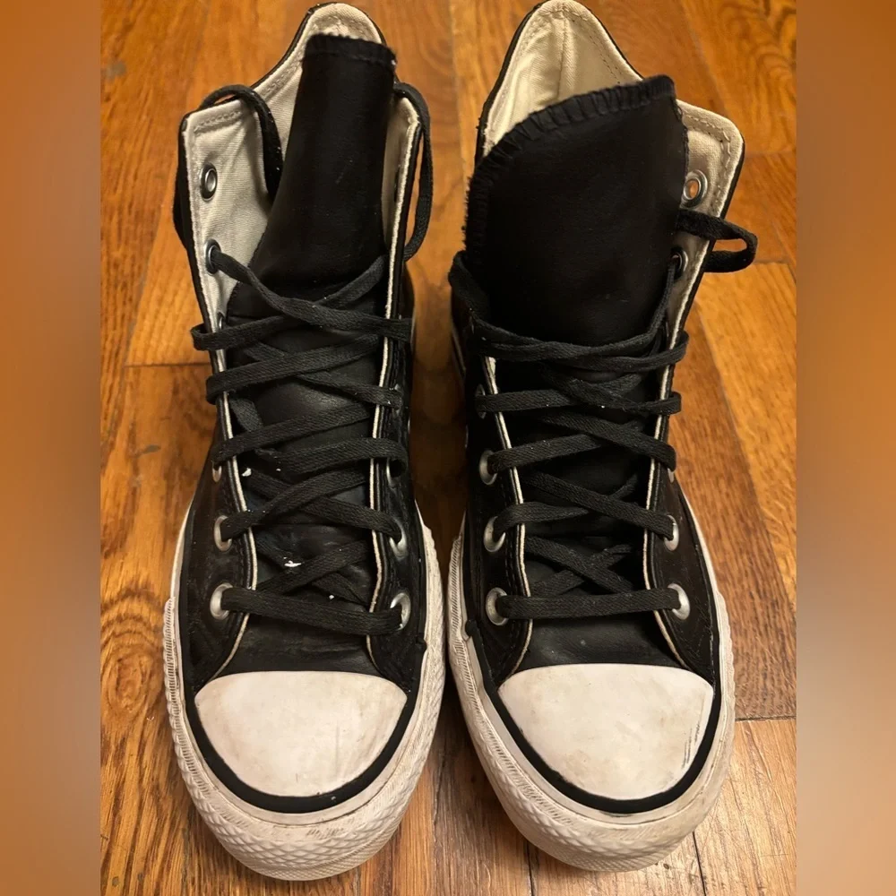 Chuck Taylor Converse All Star Black Leather High-Top Sneakers Women